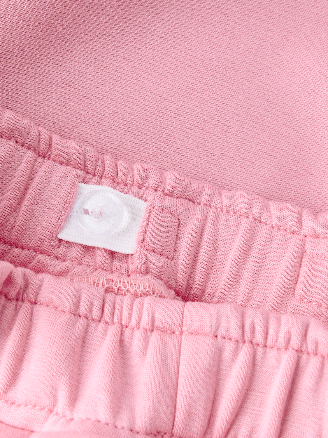 model_shot-front_full